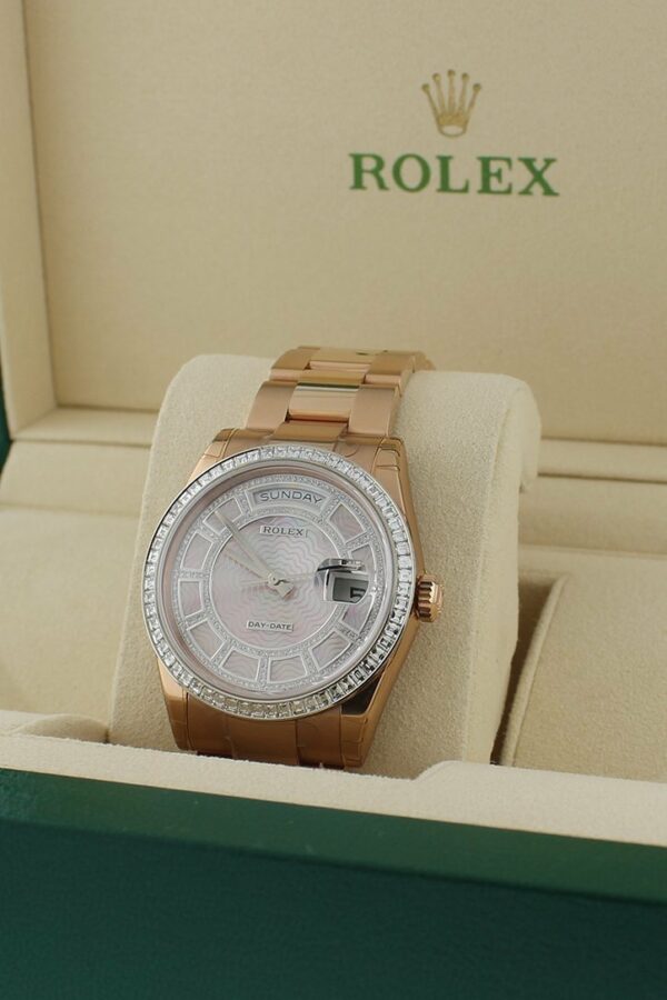 Rolex Day-Date 36 Carousel Of Pink Mother Pearl Diamond Dial 18K Everose Gold Automatic Watch