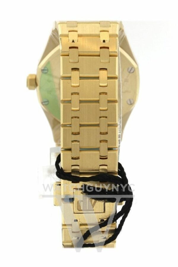 Audemars Piguet Royal Oak Silver Dial Automatic 18 Carat Yellow Gold Ladies Watch