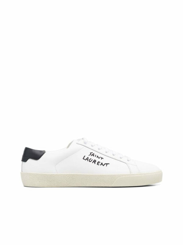 Court Classic Lowtop Sneakers 0