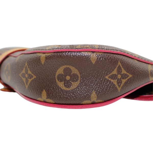 LV Saumur Monagram Perforated Clutch - Image 9