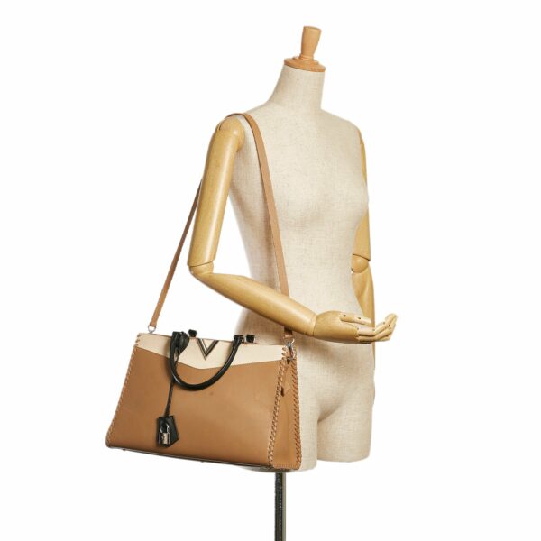 Tan LV Monogram Cuir Plume Very Zipped - Image 13