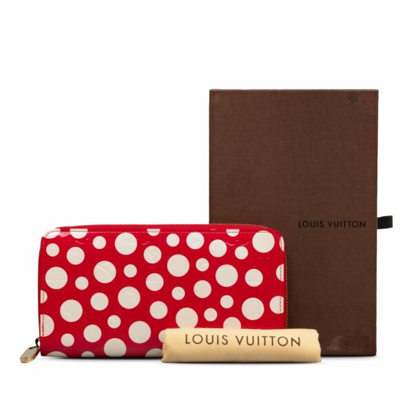 Red LV x Yayoi Kusama Monogram Vernis Infinity Dot Long Wallet - Image 12