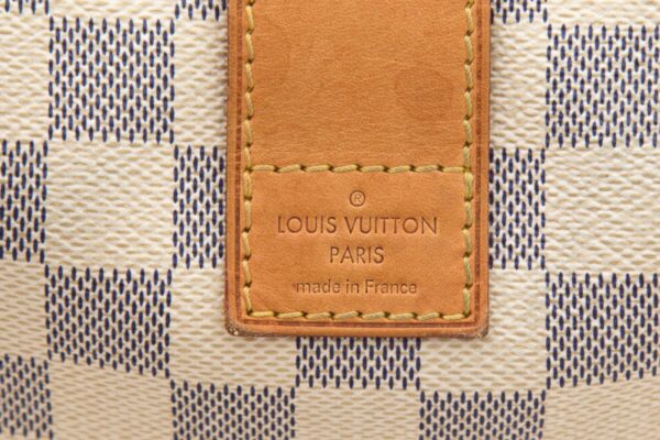 LV White Damier Azur Salina Handbag - Image 4