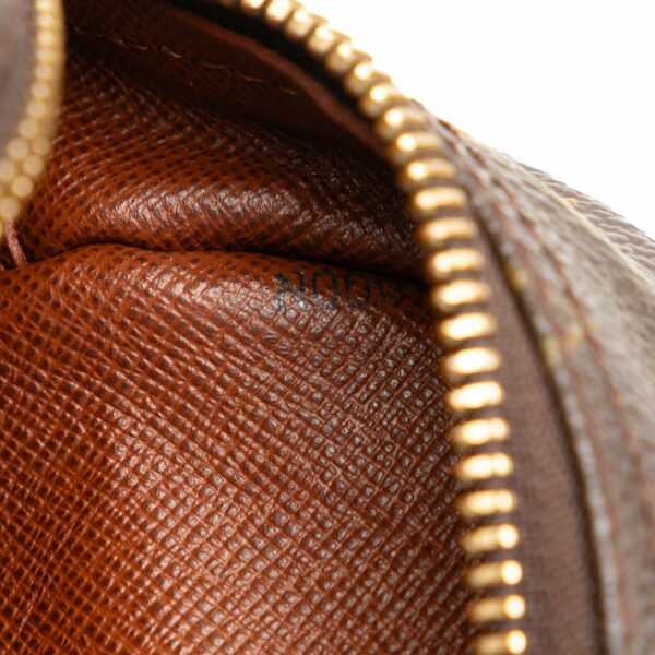 Brown LV Monogram Nil Crossbody Bag - Image 7