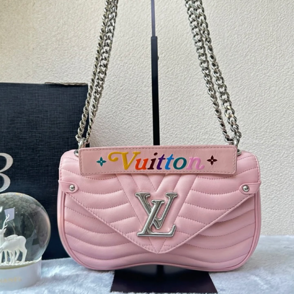 LV Pink Wave Chain Bag Quilted Leather PM - Image 4