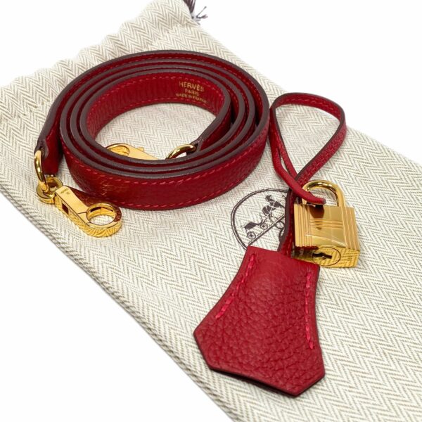 HM Kelly 28 Rouge Garance Togo Gold Hardware - Image 13