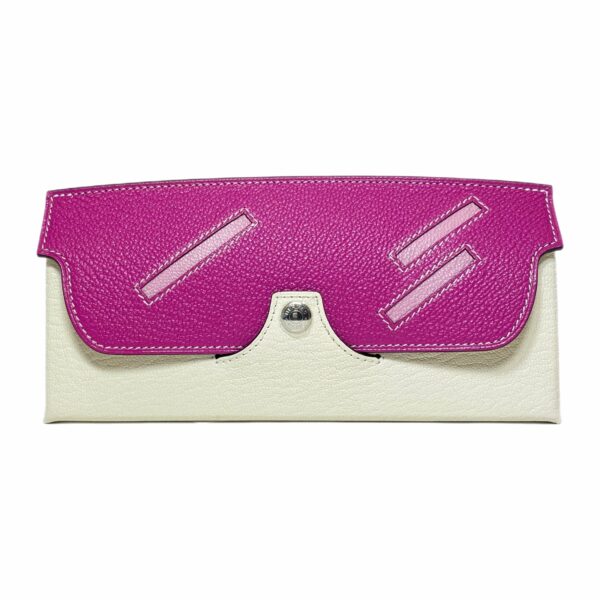 HM In The Loop Wink Glasses Case