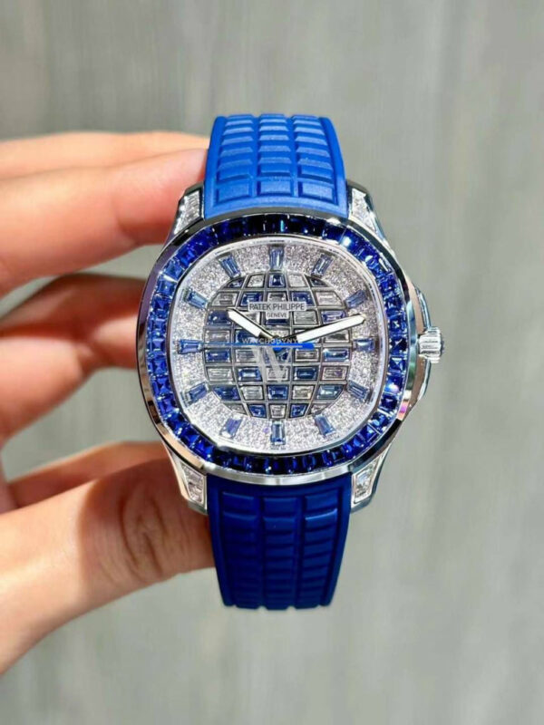 Patek Philippe Aquanaut Diamond Blue Sapphire Dial Watch 5268/461G - Image 2