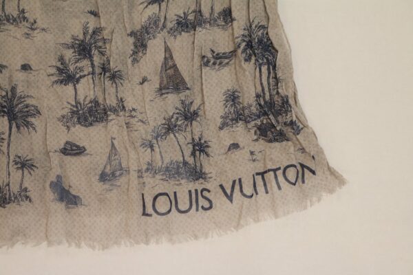 LV Linen Etole Stole - Image 2