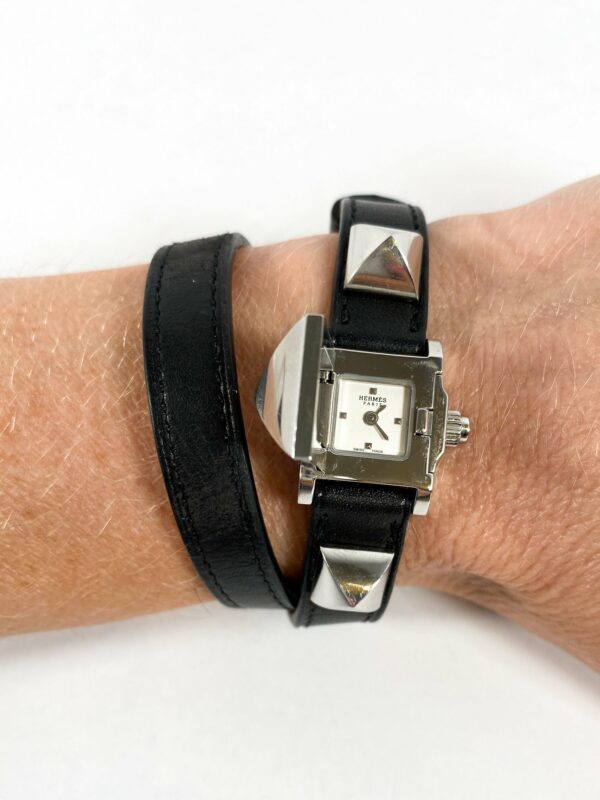 Hermès Black Medor Watch with extra Band - Image 2