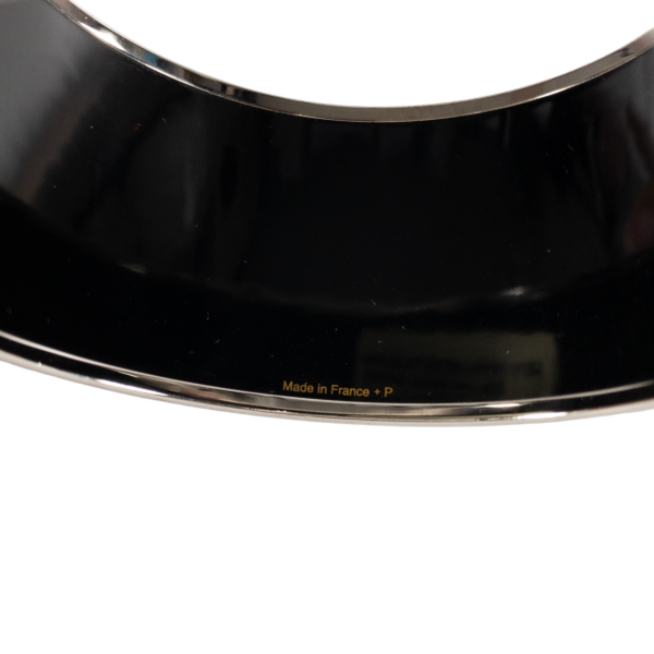 HM Extra-Wide Black and Gray Chain D'Ancre Enamel Bangle - Image 3